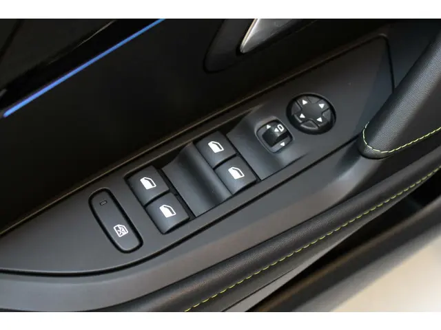 Peugeot e-208 EV GT Pack 50 kWh | PANO | 2022 Elektrisch 35