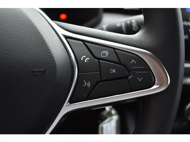 Renault Clio TCe 90 GPF evolution 2024 Benzine 21