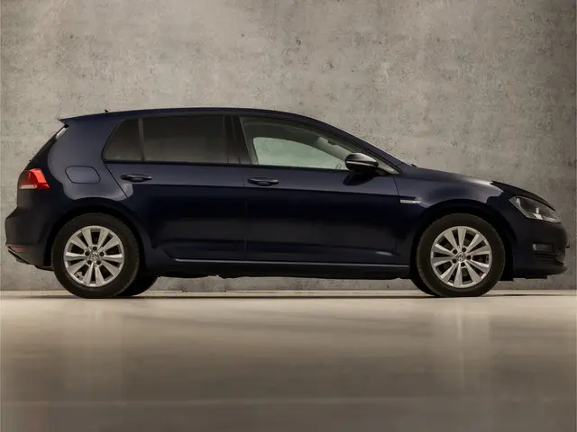 Volkswagen Golf 1.0 TSI Sportline 2015 Benzine 4
