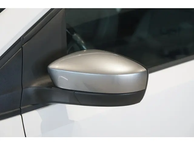 Volkswagen up! 1.0 cheer up! BlueMotion 2013 Benzine 16