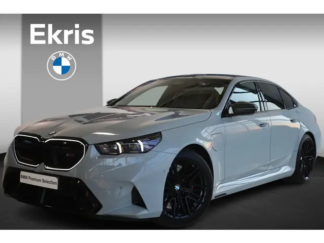 BMW M5 Sedan 2025 Hybride Benzine