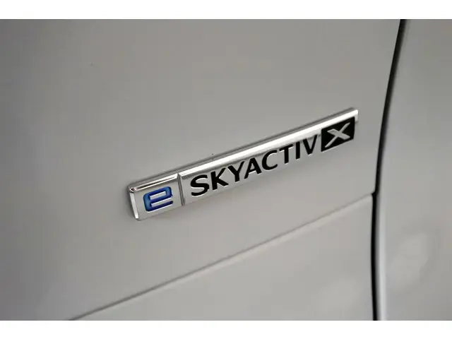 Mazda CX-30 2.0 e-X 186pk Homura 2024 Benzine 13