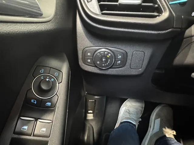 Ford Puma 1.0 EB Hyb. Tit. X 2022 Benzine 25