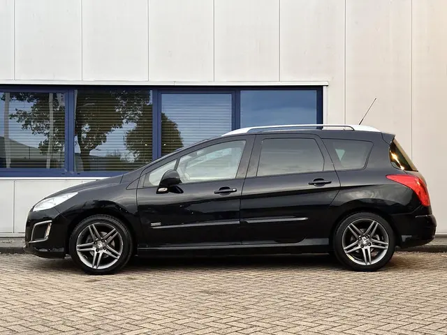 Peugeot 308 2