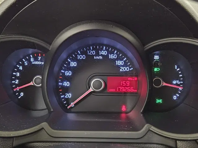 Kia Picanto 1.0 CVVT Airco 2013 Benzine 5