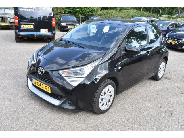 Toyota Aygo 1.0 VVT-i x-play 2020 Benzine 29