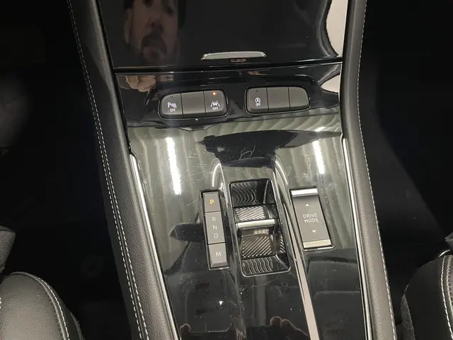 Opel Grandland 1.2 Turbo GS Auto. 2024 Benzine 17