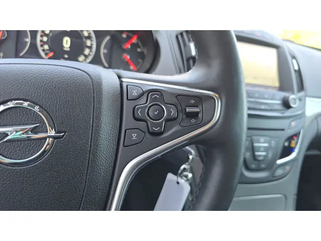Opel Insignia 1.4 T EcoFLEX Business+ 2016 Benzine 26