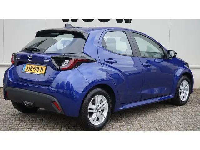 Mazda 2 Hybrid 2