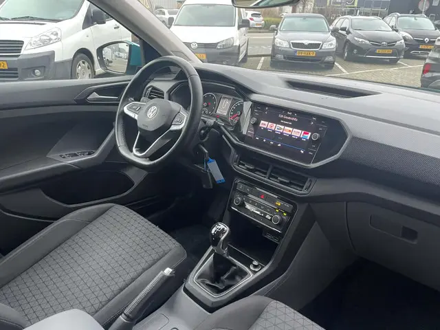 Volkswagen T-Cross 1.0 TSI Life / CarPlay 2020 Benzine 12