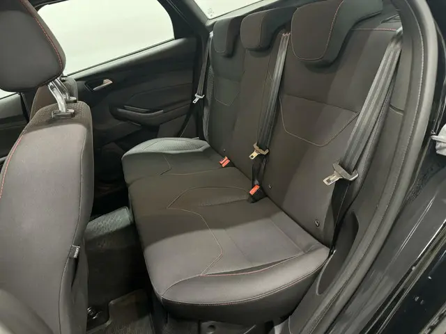 Ford Focus Wagon 1.5 ST-Line 2017 Benzine 19