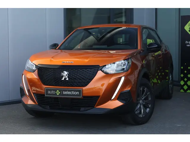 Peugeot 2008 1.2 PureTech Active Pack 2023 Benzine 32