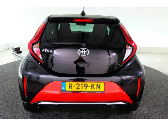Toyota Aygo X 1.0 VVT-i MT Envy 2022 Benzine 19