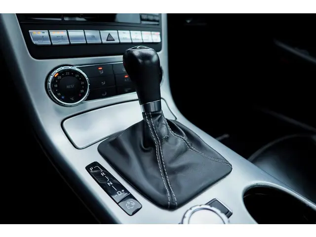 Mercedes-Benz SLK AMG 55 2012 Benzine 42