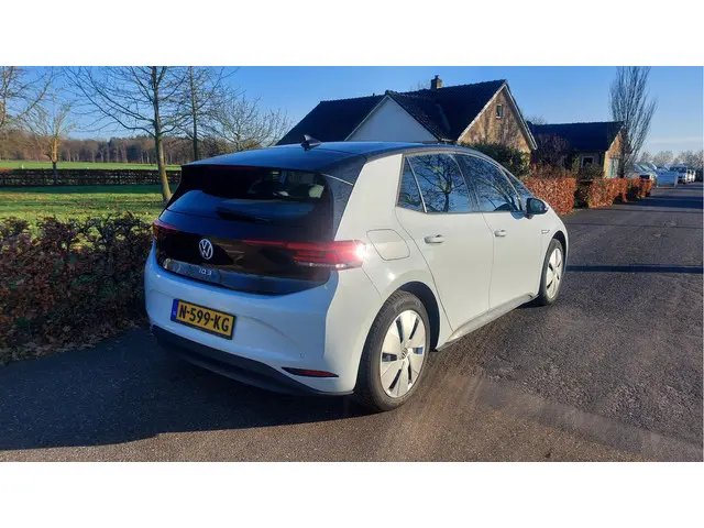 Volkswagen ID.3 Pure 45 kWh 2021 Elektrisch 2