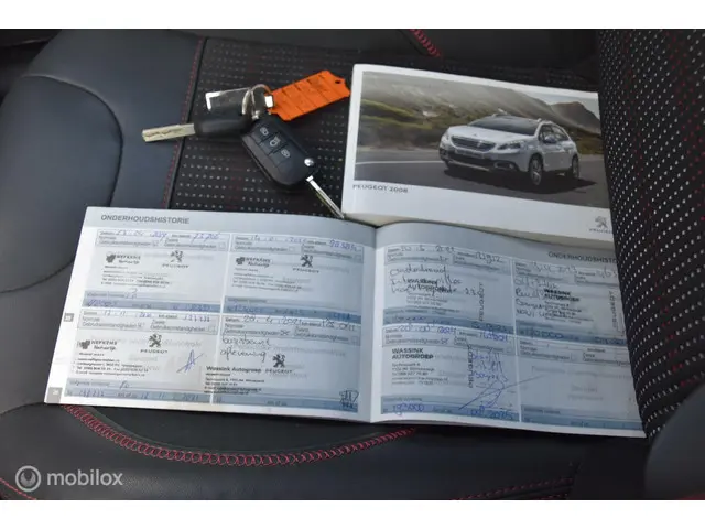 Peugeot 2008 1.2 GT-line | Pano | Clima | 2017 Benzine 23