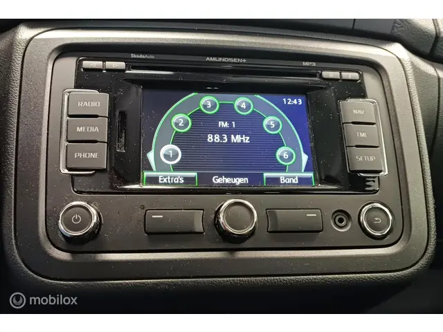 Škoda Roomster 1.2 TSI Elegance Automaat 2013 Benzine 11