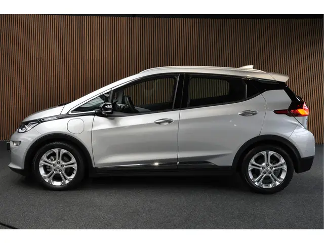 Opel Ampera-e 2