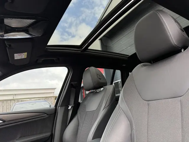 BMW X3 xDrive20i High Executive Edition 2019 Benzine 3