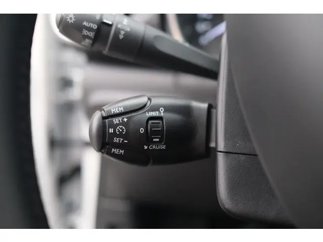 Citroën C3 PT 83 Shine 2021 Benzine 31