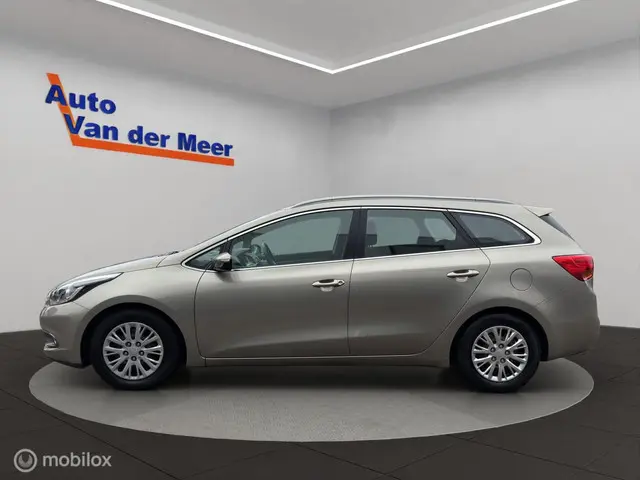 Kia cee'd Sportswagon 1.6 GDI Business Pack 2013 Benzine 9