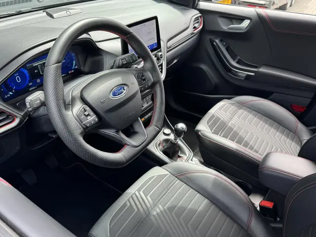 Ford Puma 1.0 ECOBOOST HYBRID ST-LINE X 2022 Benzine 8