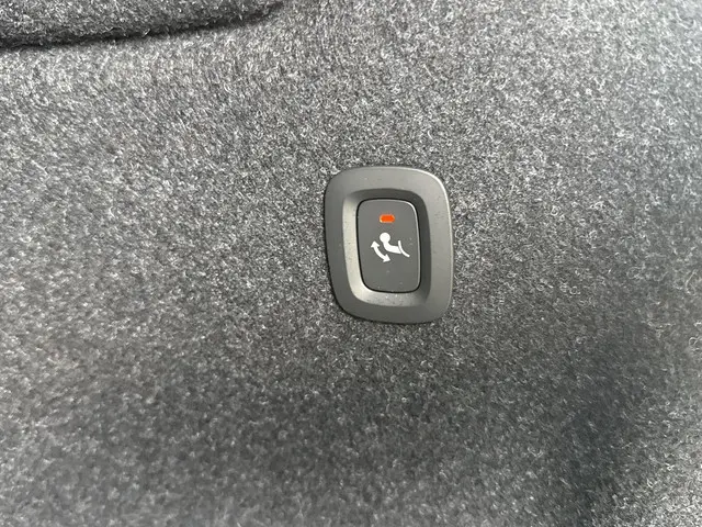 Volvo XC40 2.0 B4 Plus Dark 2025 Benzine 27