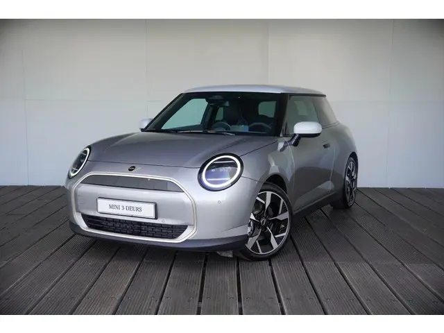 MINI 3-Deurs E 2025 Elektrisch 35
