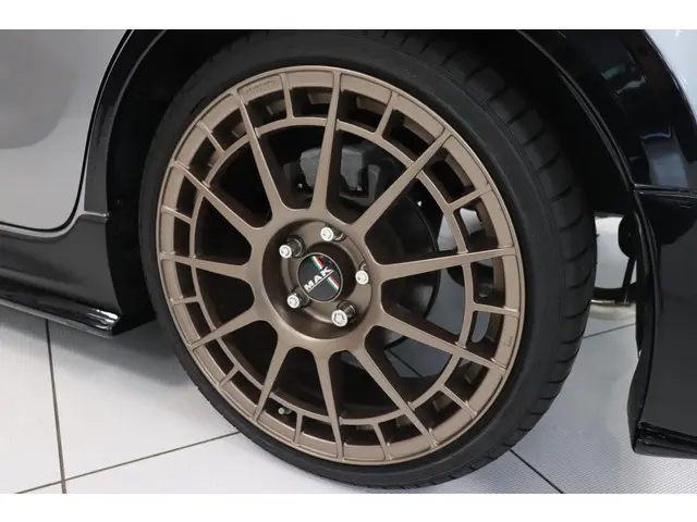 Suzuki Swift 1.4 Sport Smart Hybrid 2021 Benzine 26