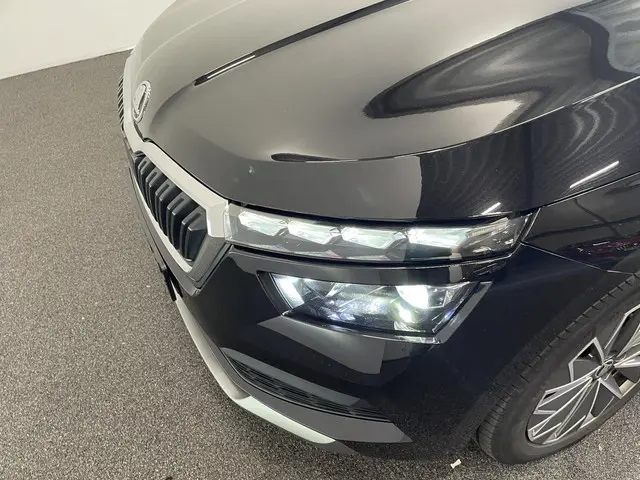 Škoda Kamiq 1.0 TSI Clever Aut 2021 Benzine 13