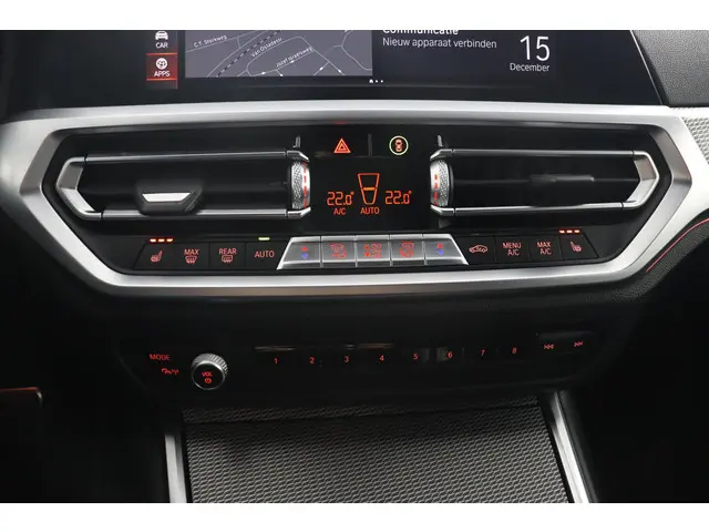 BMW 3 Serie 330i High Executive 2020 Benzine 6