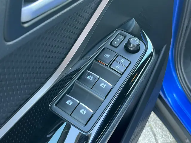 Toyota C-HR 1.8 Hybrid Dynamic 2019 Hybride Benzine 10