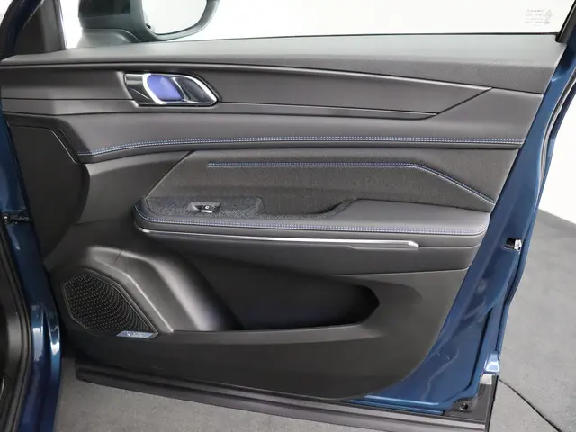 Lynk & Co 01 1.5 2023 Hybride Benzine 34