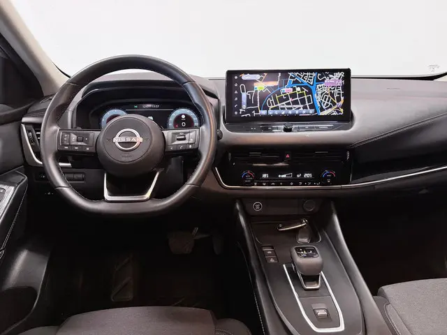 Nissan QASHQAI 1.3 MHEV Xtronic 2024 Benzine 20