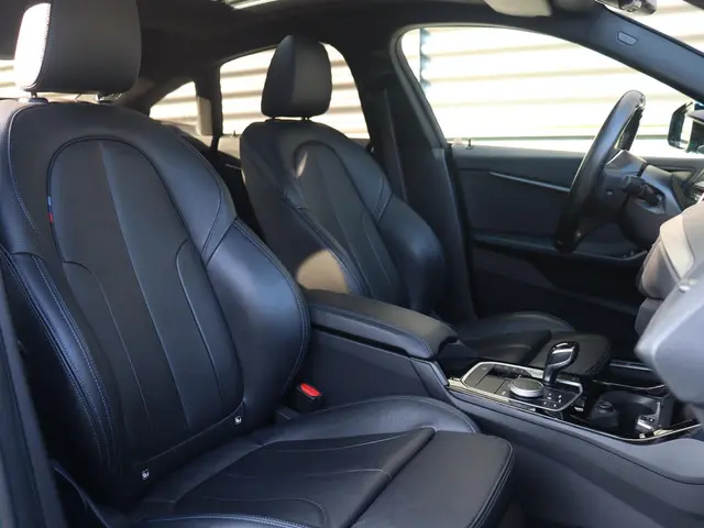 BMW 2 Serie Gran Coupé 218i 2020 Benzine 8