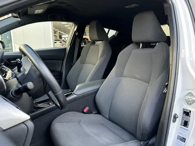 Toyota C-HR 1.8 Hybrid Style 2018 Hybride Benzine 9
