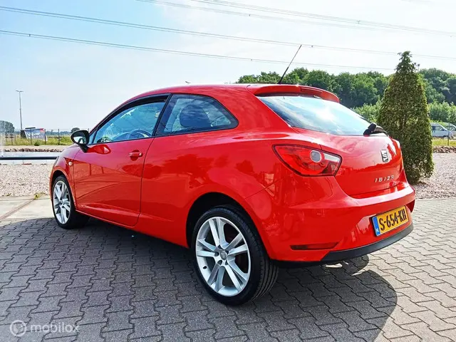 SEAT Ibiza 1.2 Style/Airco/sportvelgen/apk 2014 Benzine 4