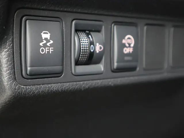 Nissan Pulsar 1.2 DIG-T N-VISION + TREKHAAK 2017 Benzine 26