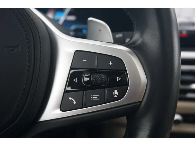 BMW 3 Serie Touring 330e xDrive 2022 Hybride Benzine 17