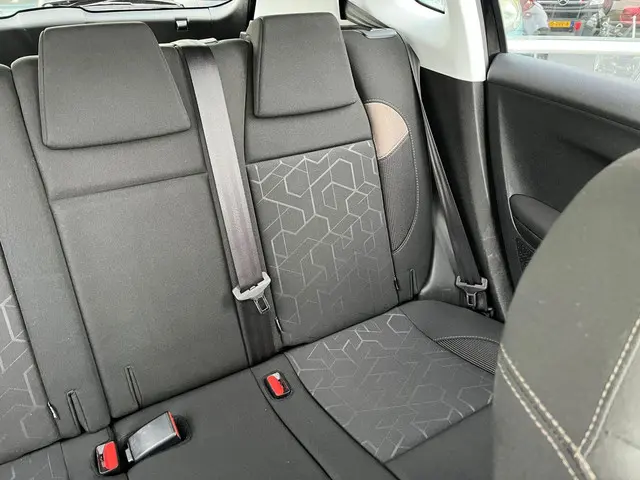 Peugeot 2008 1.2 PureTech Style 2015 Benzine 39