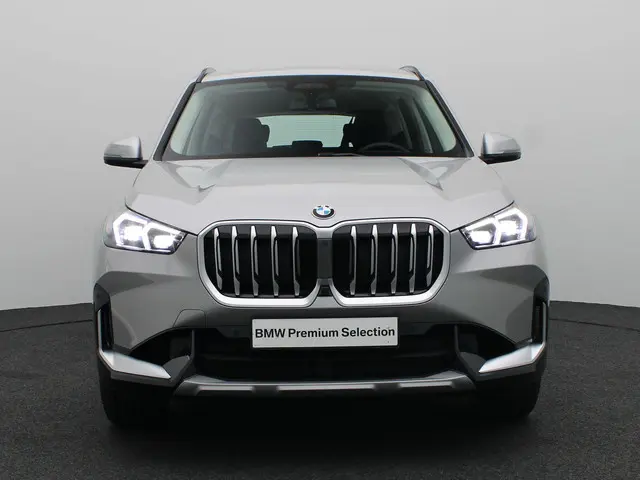 BMW X1 xDrive23i 2024 Benzine 3
