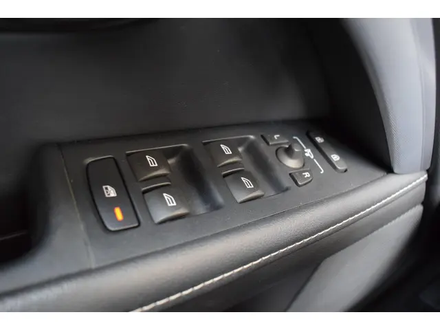 Volvo V70 2.0 T5 Dynamic Edition automaat 2015 Benzine 19
