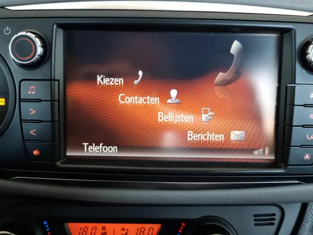 Toyota Yaris 1.3 VVT-i Dynamic Bi-Tone 2016 Benzine 49
