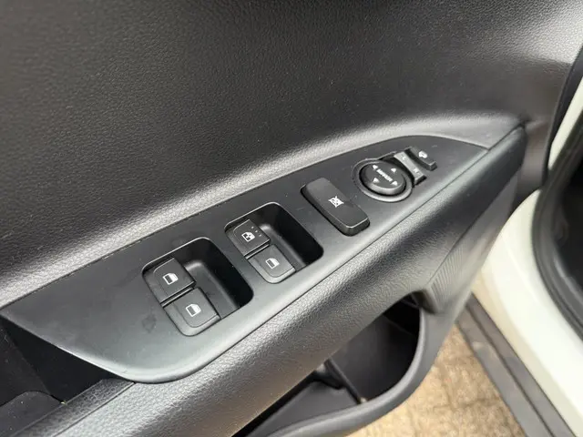 Kia Stonic 1.4 MPi Vision 2018 Benzine 14