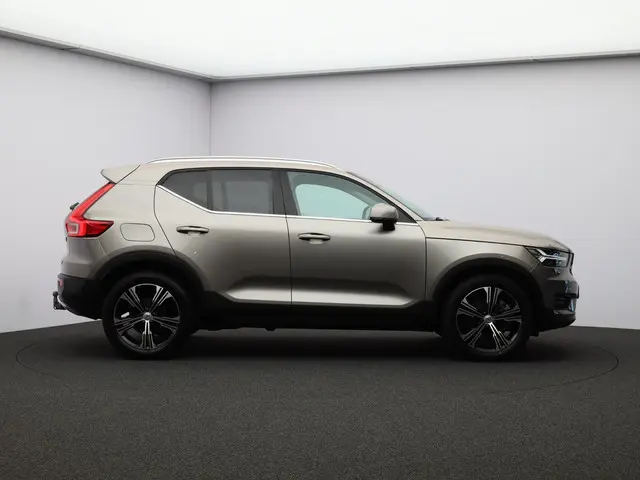Volvo XC40 T4 Recharge Inscription 2022 Hybride Benzine 6