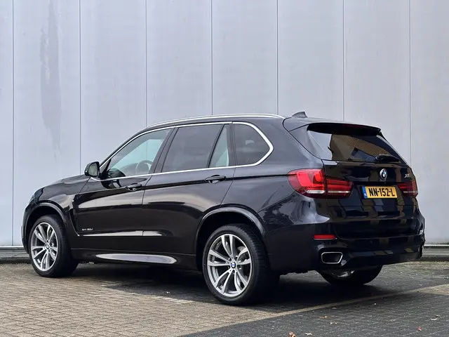 BMW X5 xDrive30d High Executive 2017 Diesel 3