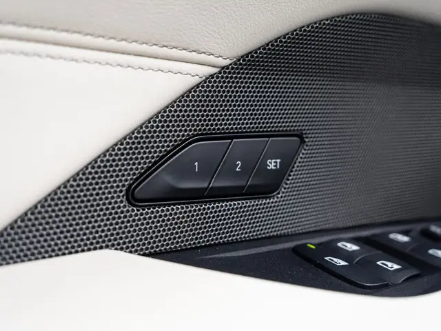 BMW i4 M50 2023 Elektrisch 28
