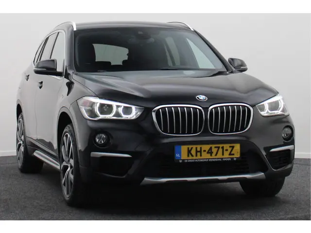 BMW X1 sDrive18i Centennial High Executive 2016 Benzine 21