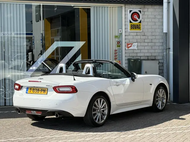 Fiat 124 Spider 1.4 MultiAir Turbo Lusso 2017 Benzine 6