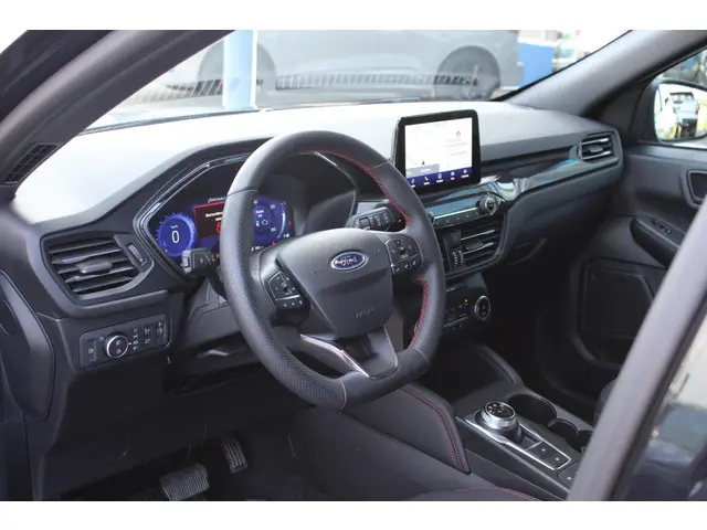 Ford Kuga 2.5 PHEV ST-Line 2024 Hybride Benzine 8